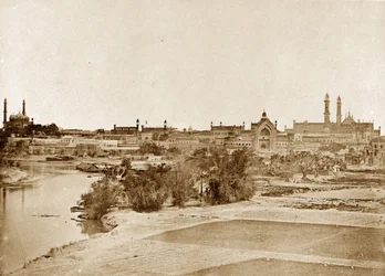 Ansicht der Emaumbara und der neuen Batterie